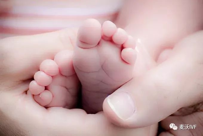 做美国试管婴儿怀孕可以给孕妈和宝宝购买保险吗