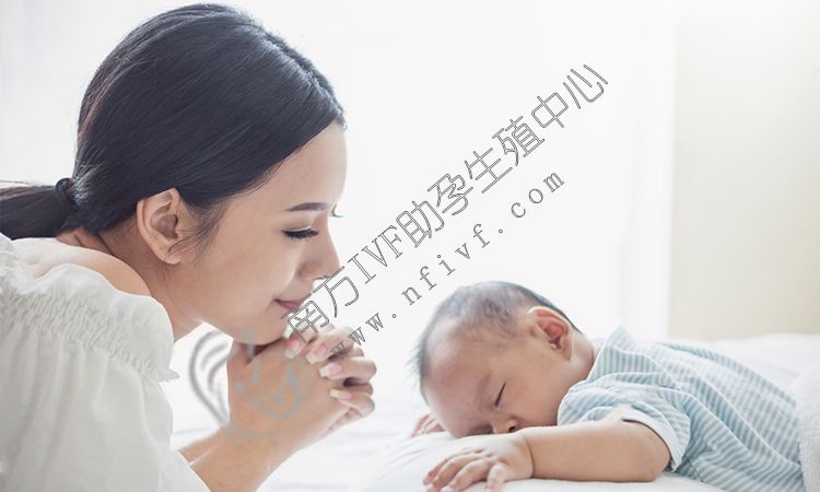 试管婴儿要养囊？为什么？